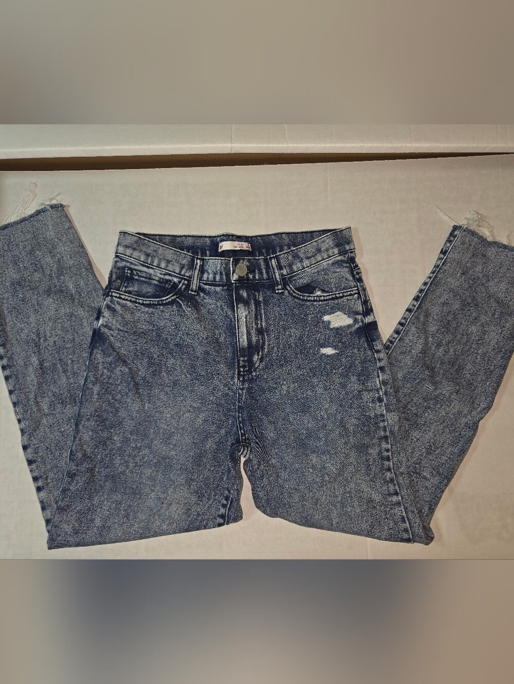 Retro Vibe Women’s Blue Washed Denim Jeans